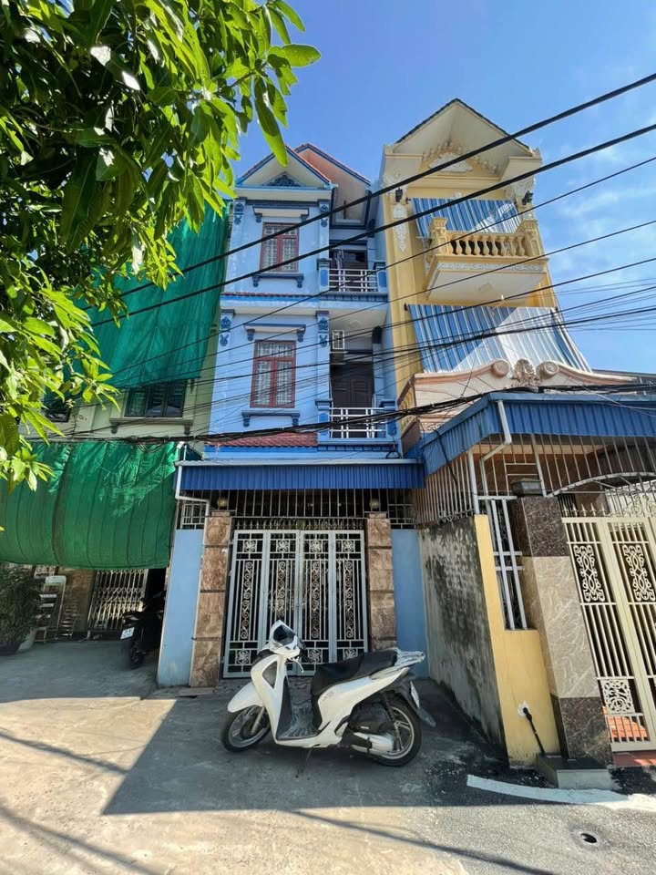 Nhà 3 tầng mặt phố Võ Nguyên Giáp, 55m² giá 3 tỷ - Ô tô đỗ cửa thoải mái!