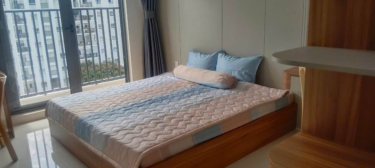 Căn hộ CT9 Vĩnh Điềm Trung Nha Trang 75m² giá 14 triệu - Full nội thất, view hồ thoáng mát!