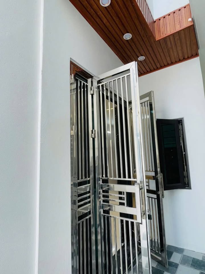 Nhà 3 tầng Tiền Phong, Thái Bình 35m² giá 1 tỷ - Sẵn sàng vào ở!