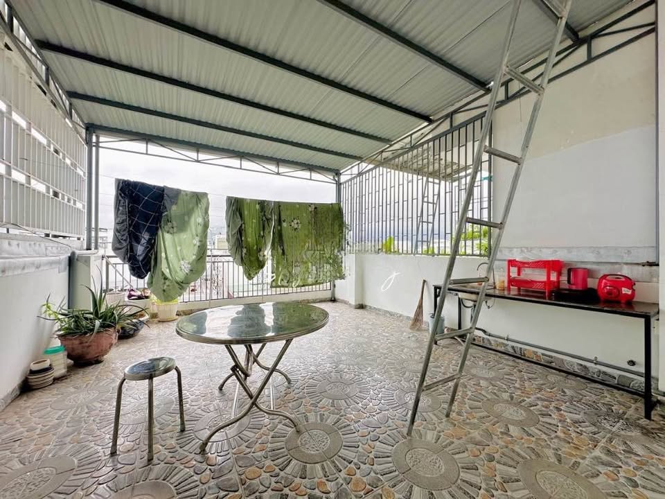 Nhà nhỏ cho thuê tại Phước Hoà Nha Trang 35m² giá 6.3 triệu - Đầy đủ nội thất, máy giặt riêng!