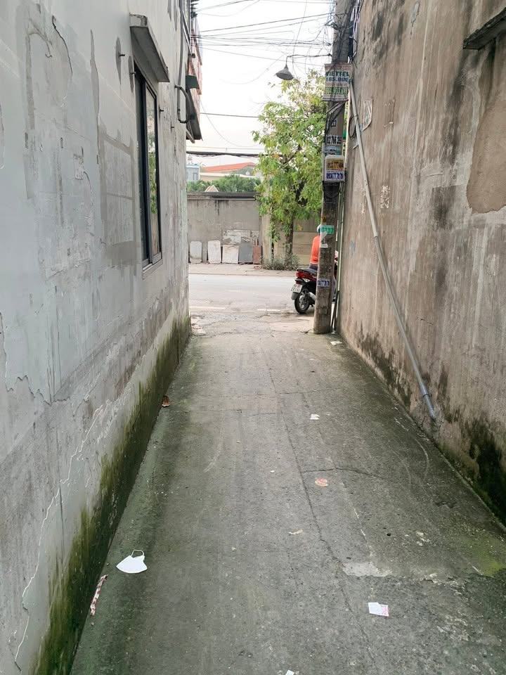 Nhà bán Bà Điểm Hóc Môn 38.4m² giá chỉ 1.5 tỷ - Cho thuê ngay!