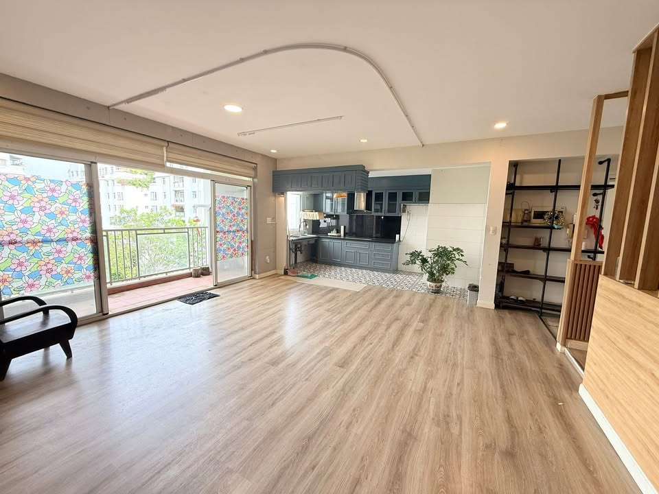 Căn hộ chung cư Mỹ Viên quận 7 118m² giá 8.5 tỷ - Thiết kế 3 phòng ngủ sang trọng!