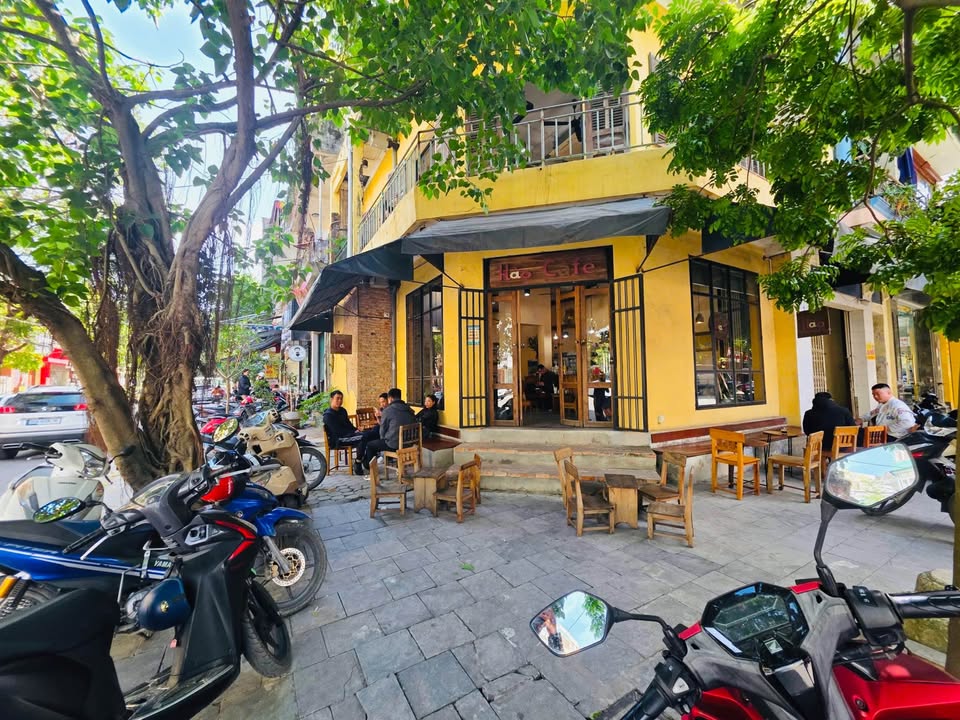 Nhà mặt phố kinh doanh Đinh Công Tráng - Lê Quý Đôn 46m² giá 13 tỷ - Dòng tiền ổn định 20 triệu/tháng!