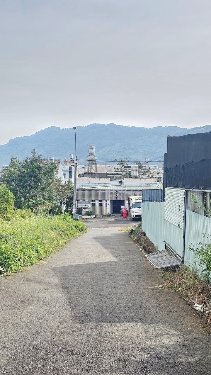 Đất 2 mặt tiền khu bệnh viện mới Bảo Lộc 224m² chỉ 2.65 tỷ - Cơ hội đầu tư hấp dẫn!