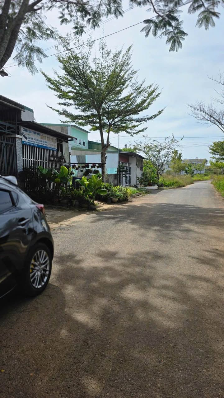 Đất nền Bảo Lộc Capital 87m² giá 1.29 tỷ - Sổ đỏ chính chủ, đầu tư sinh lời!