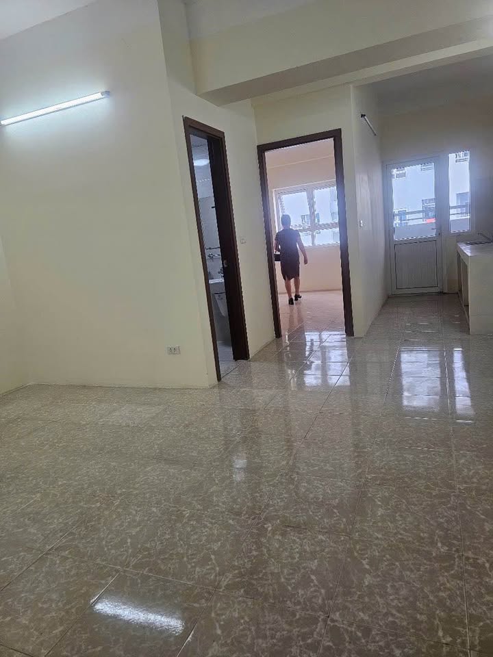 Căn hộ chung cư 30T Nam Trung Yên 85m² giá 11 triệu - Phù hợp làm văn phòng hoặc ở ngay!