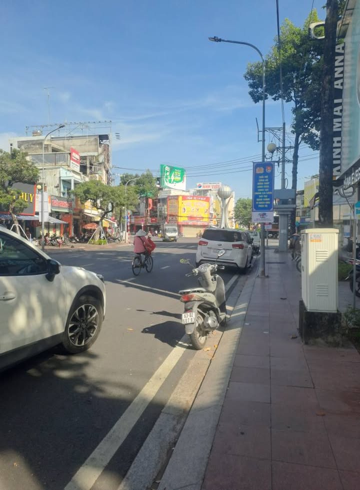 Bán đất mặt tiền Hùng Vương, TP Mỹ Tho 162m² giá 37 tỷ - Cơ hội sinh lời nhanh!