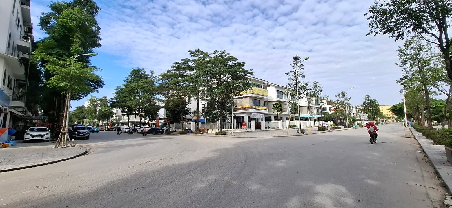 Đất nền Yên Nghĩa 60m² giá 2.4 tỷ - Mặt tiền 4.7m, ô tô tránh thoải mái!