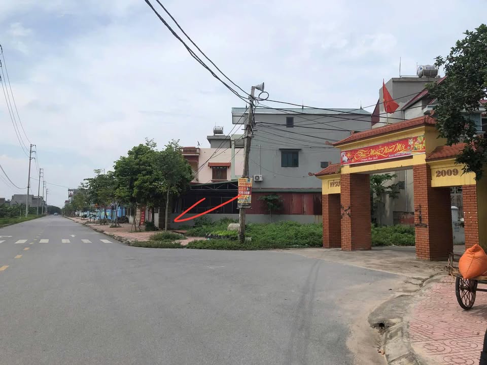 Đất áp góc thôn Nhất, Cảnh Thụy, Yên Dũng 94m² - Kinh doanh thuận lợi!