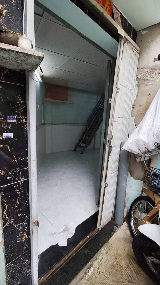 Nhà phố Tân Hòa Đông Quận 6 17m² giá 1.65 tỷ - Chính chủ sổ hồng riêng!