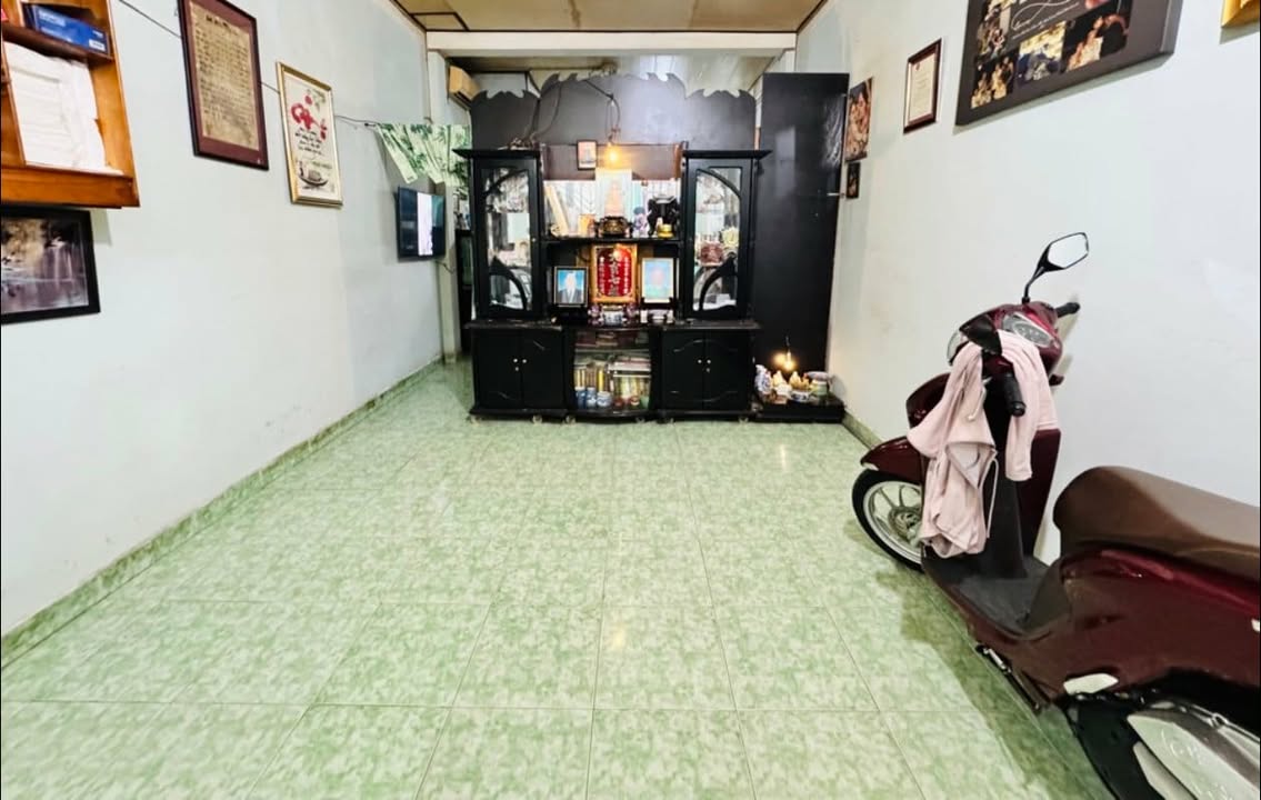 Nhà riêng Đinh Tiên Hoàng 48m² giá 5.7 tỷ - Hiếm 2 mặt hẻm thoáng mát!