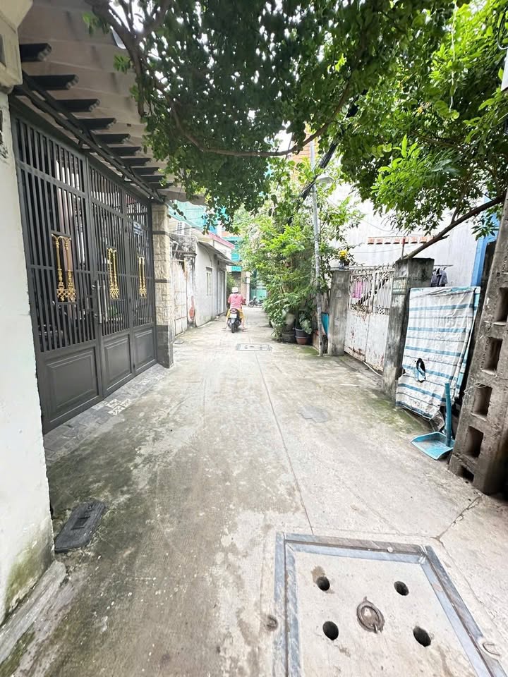 Nhà phố Lạc Long Quân, Quận 10 - 63m² giá 6 tỷ - Sẵn sàng vào ở ngay!