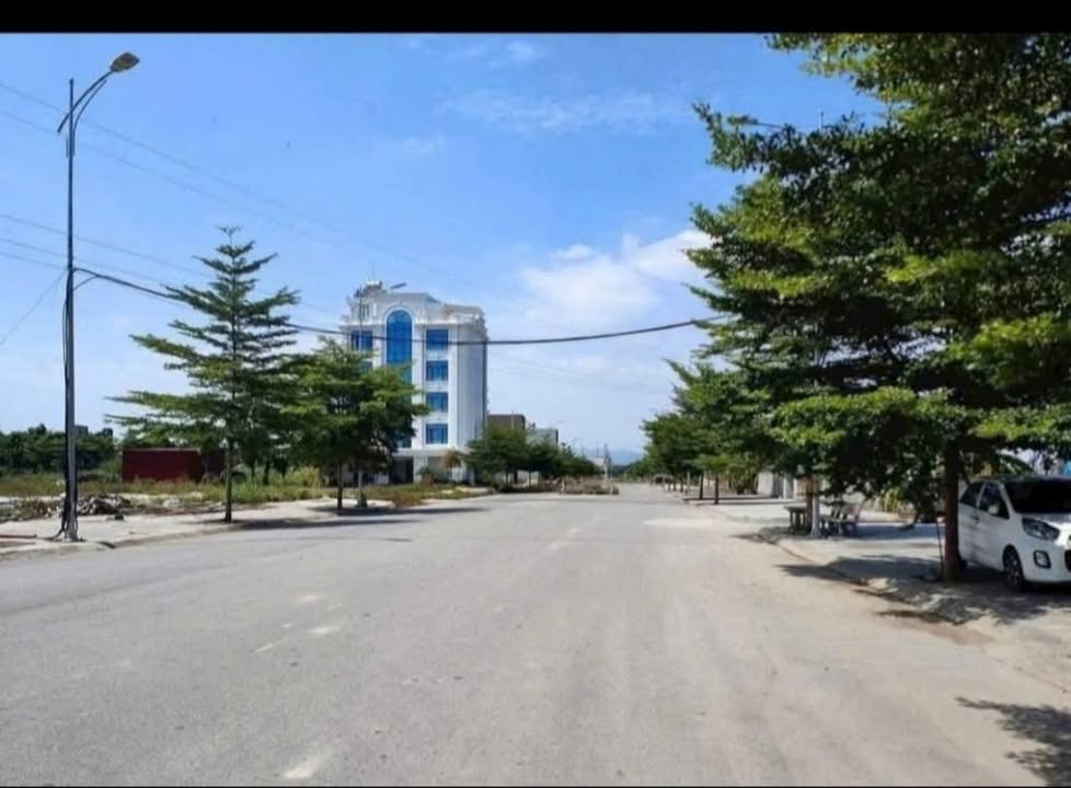 Đất mặt tiền đường Nam Hùng, Liêm Chính, 90m² giá 4.15 tỷ - Cơ hội vàng cho nhà đầu tư!