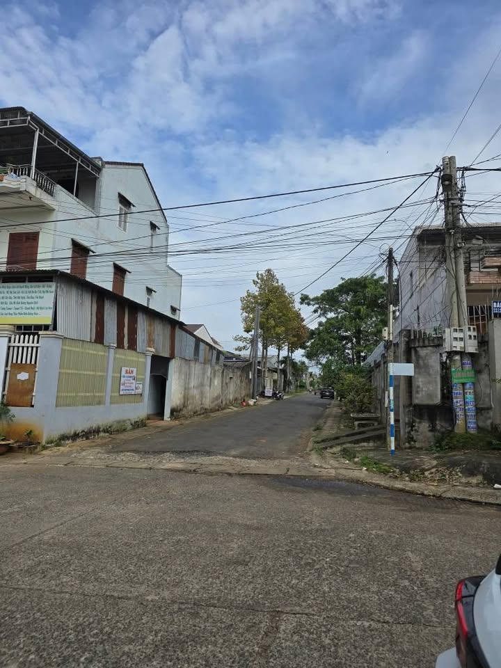 Đất nền trung tâm Ea Kar Đắk Lắk 182m² giá 2.1 tỷ - Vị trí vàng cho kinh doanh!