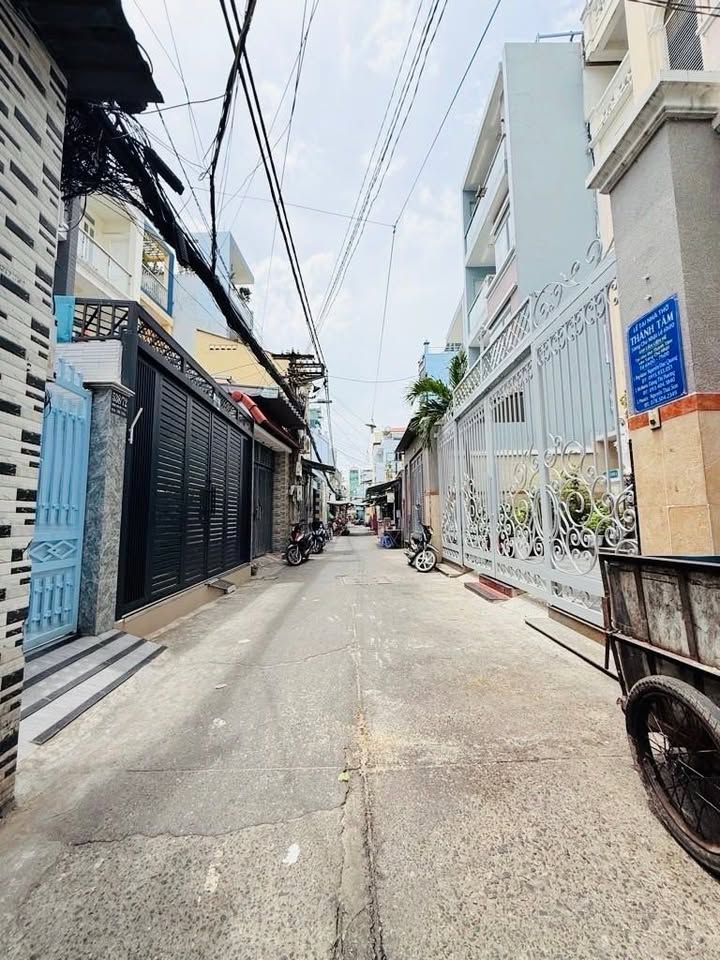 Nhà 1 trệt 1 gác Phường 14 Quận 4, 66m² giá 6.6 tỷ - Đầu tư sinh lời ngay!