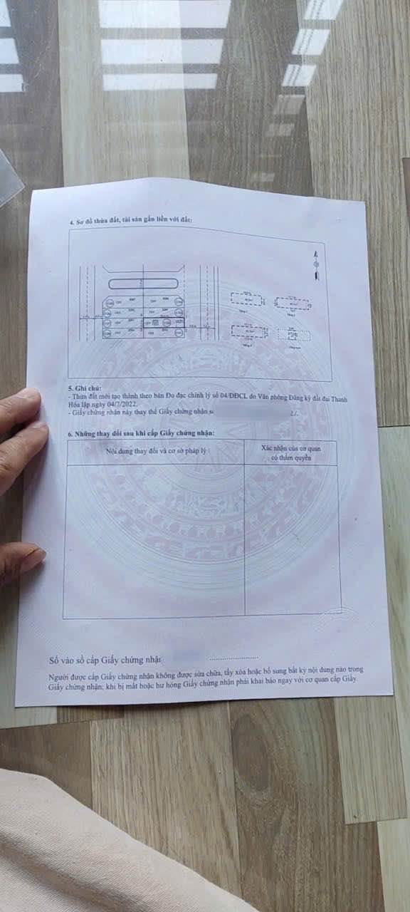 Nhà xây thô 3 tầng Nam Sông Mã 100m² giá 6.6 tỷ - Sổ đỏ chính chủ, tiện ích đầy đủ!