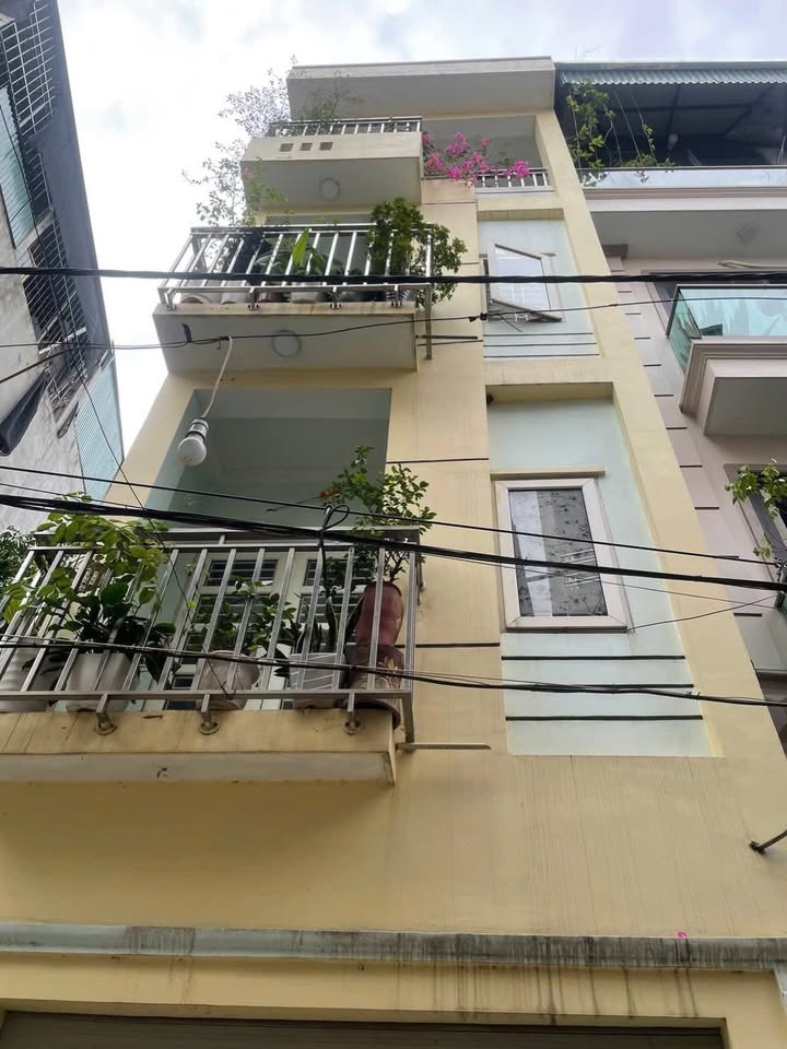 Nhà dân xây Xuân Đỉnh 51m² giá 13 tỷ - Kinh doanh sầm uất ngay chợ đầu mối!