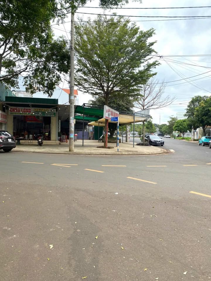 Mặt bằng kinh doanh tại Buôn Ma Thuột 378m² - Đường Văn Tiến Dũng, cơ hội vàng cho nhà đầu tư!