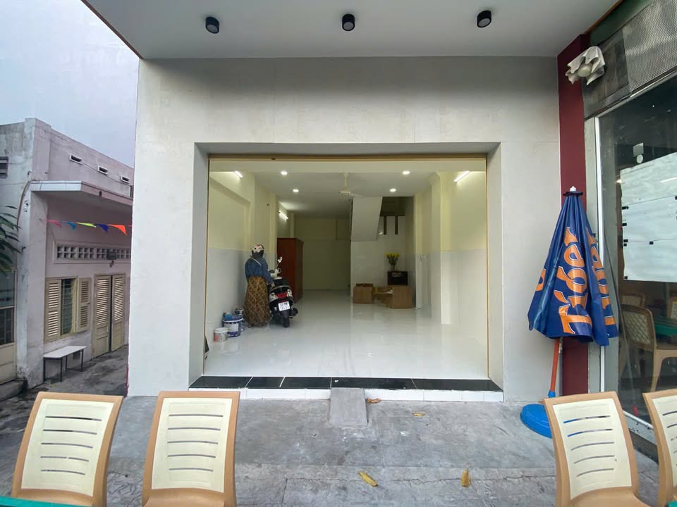 Nhà mặt tiền cho thuê Bờ Kè Trường Sa, Phú Nhuận 46m² - Vị trí đẹp, thỏa thuận giá!