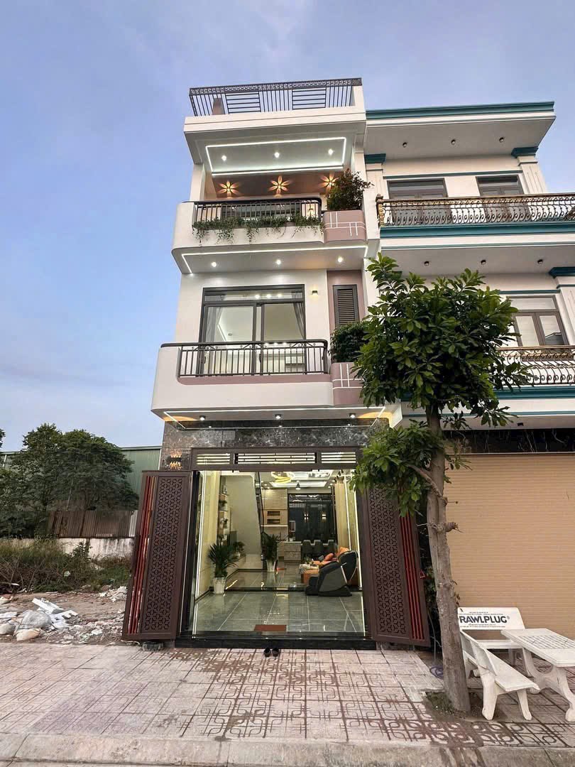 Nhà phố 1 trệt 2 lầu tại P.Tân Hiệp, TP.HCM 70m² - Full nội thất, dọn vào ở ngay!