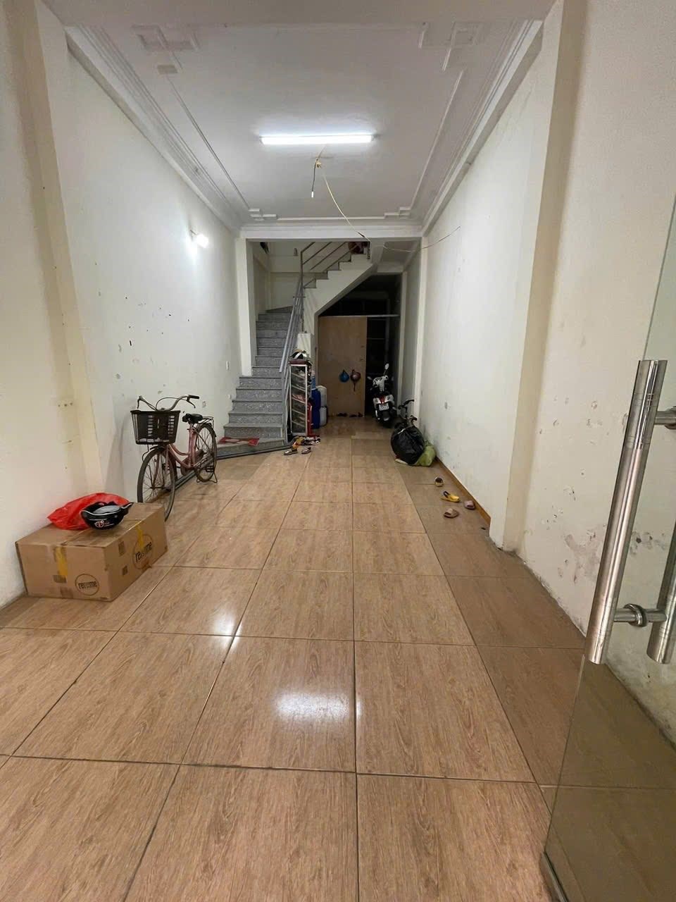 Bán nhà đường Phùng Khoang, Nam Từ Liêm 55m² giá 14.5 tỷ - Vị trí đẹp, ô tô tránh, kinh doanh thuận lợi!