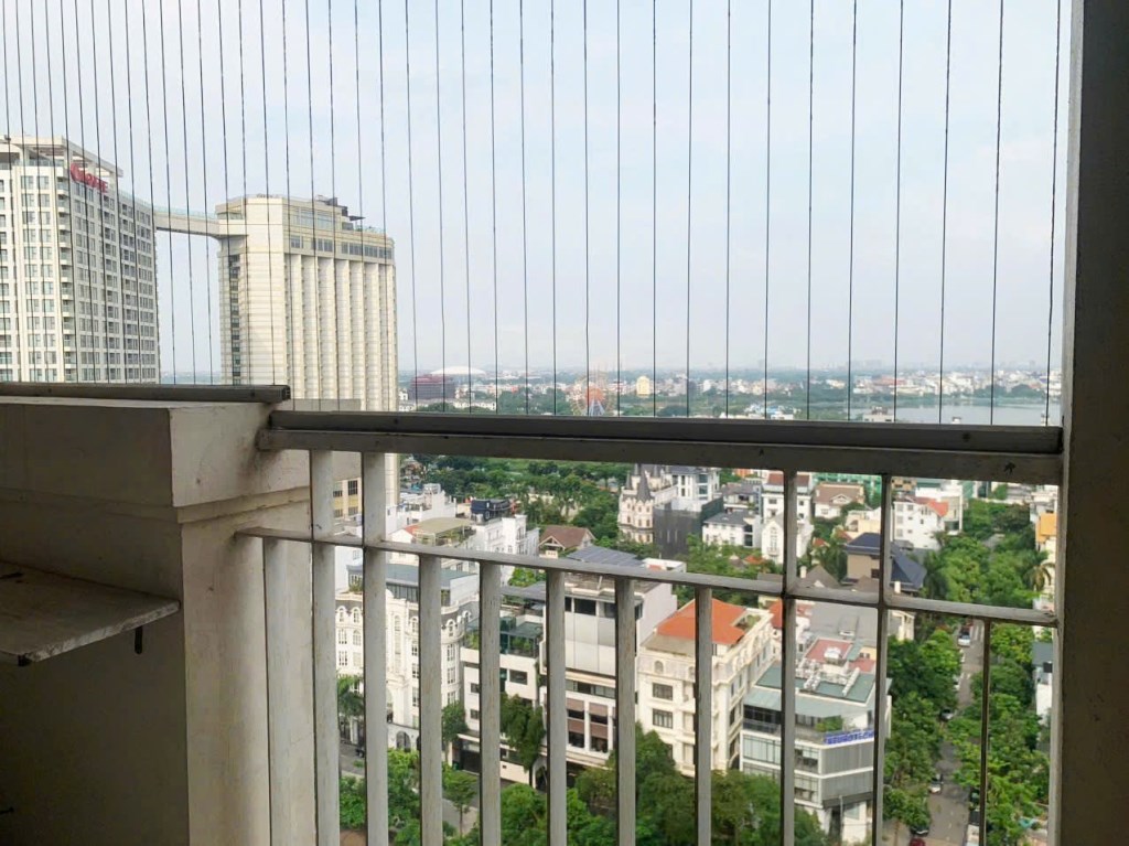 Căn hộ 2 ngủ KĐT Ciputra Võ Chí Công 70m² giá chỉ 5,95 tỷ - View Hồ Tây thoáng mát!