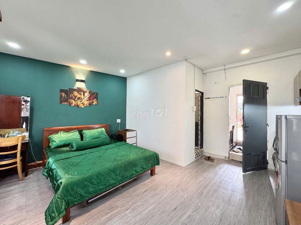 Phòng cho thuê tại 359 Lê Văn Sỹ, Quận 3 - 40m² Full nội thất cao cấp, chỉ 5,9 triệu!