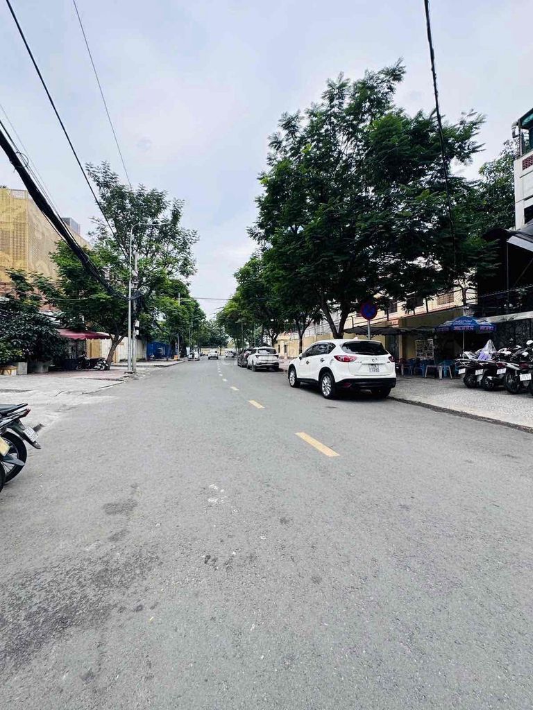 Căn Góc Hẻm 4M Nguyễn Cảnh Chân Quận 1 - 31m² 5 Tầng 6 PN - Đầu Tư Sinh Lời!