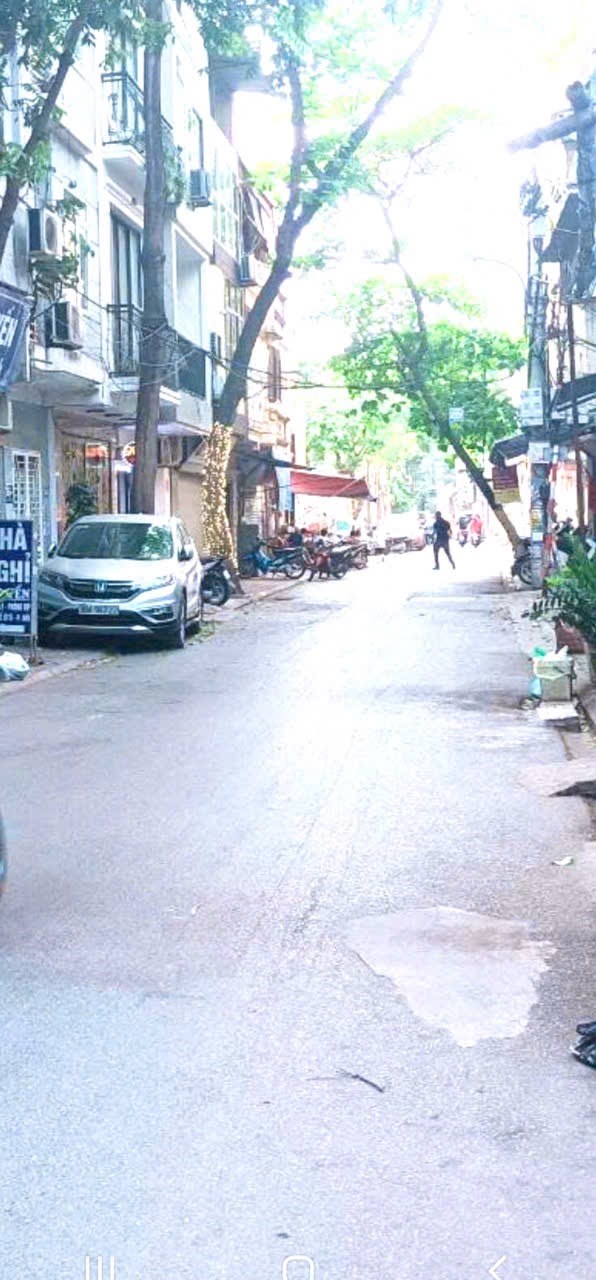 Nhà riêng Tân Mai, Hoàng Mai 48m² giá 8 tỷ - Thiết kế hiện đại, an ninh tốt!