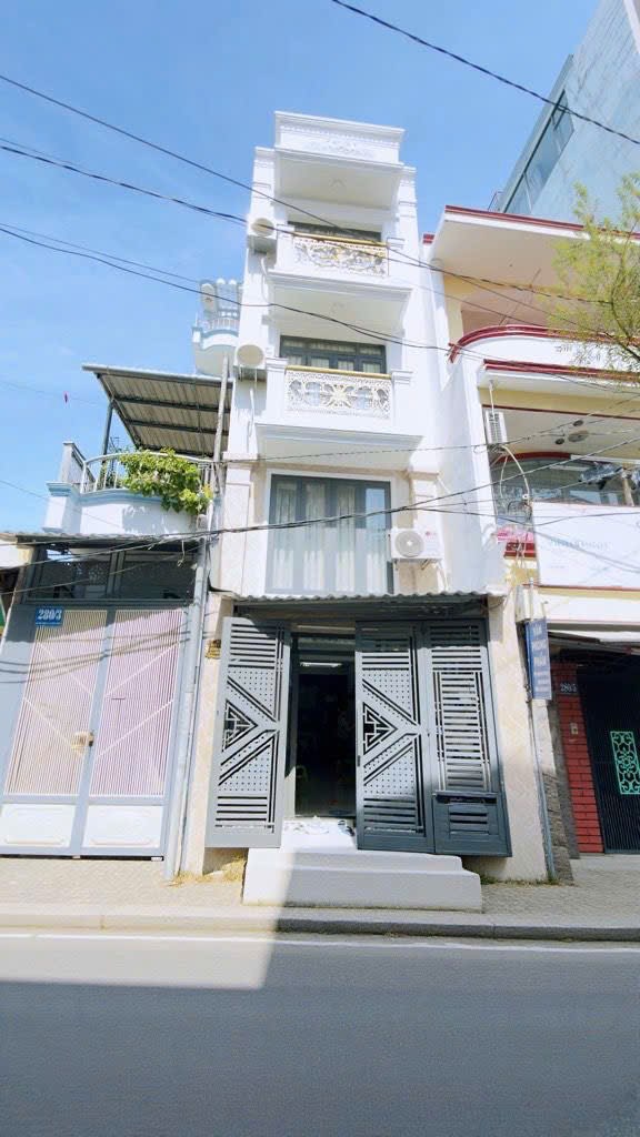 Nhà 5 tầng mới xây hẻm 8m Bùi Hữu Nghĩa, Bình Thạnh 37m² - Chỉ việc xách vali vào ở!