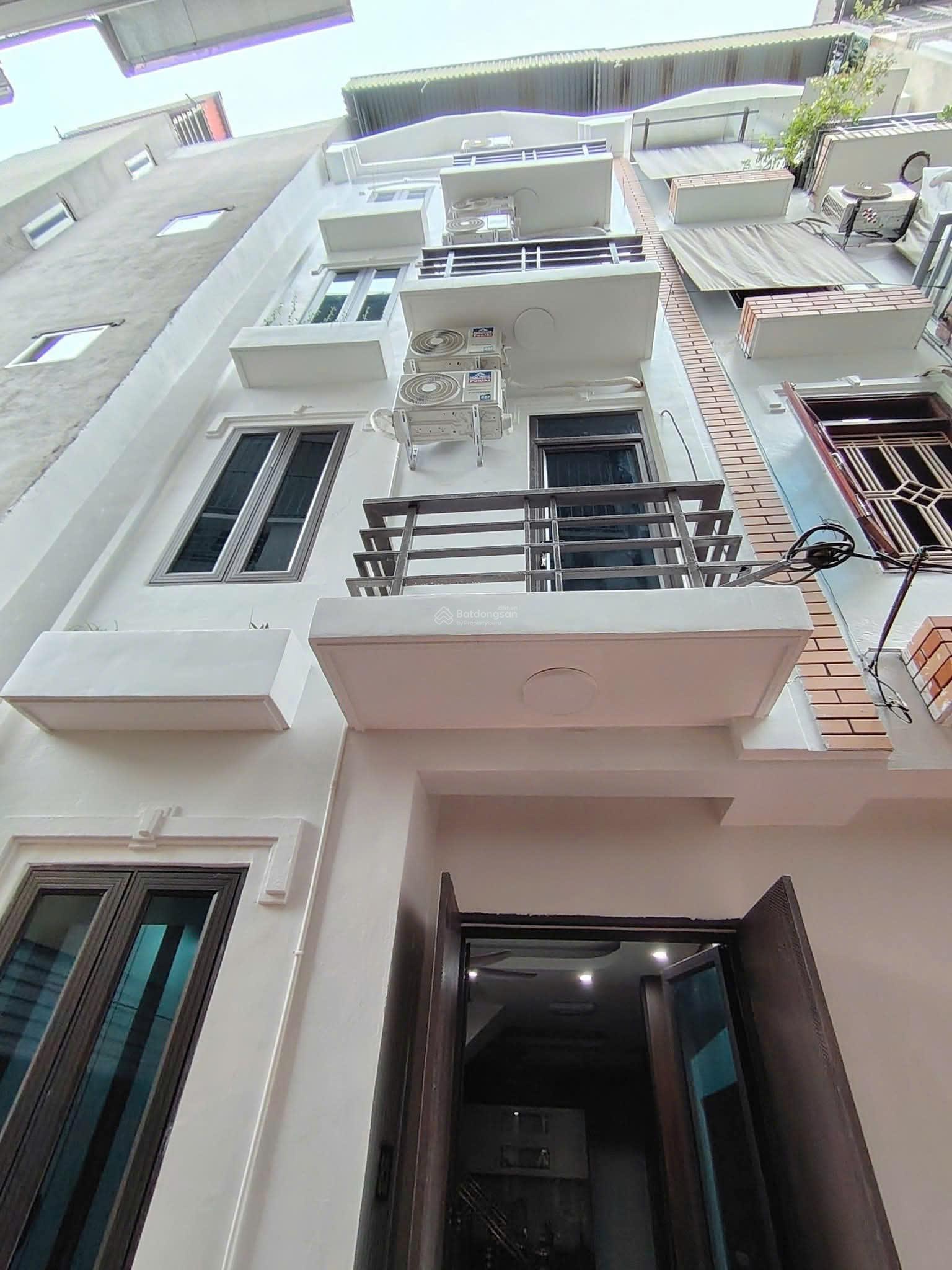 Nhà riêng cho thuê tại Phường Lĩnh Nam, Hoàng Mai, Hà Nội 38m² chỉ 12 triệu - Không gian sống thoải mái!