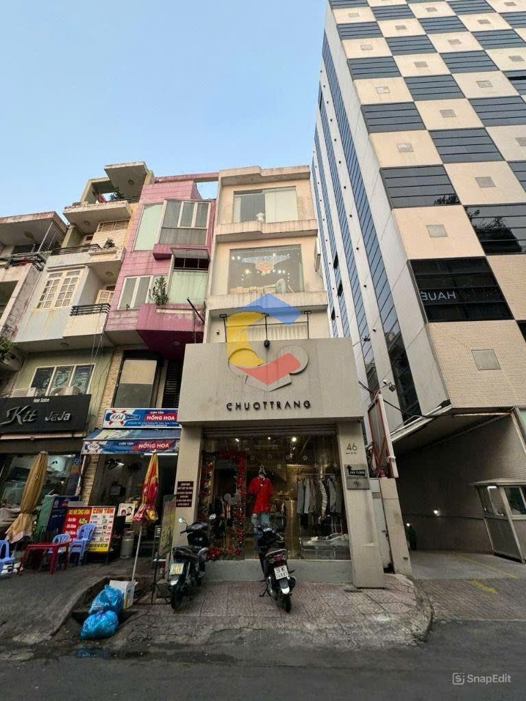 Bán nhà 2 mặt tiền Nguyễn Văn Tráng, P. Bến Thành, Quận 1, 63m² - Cơ hội đầu tư tuyệt vời!