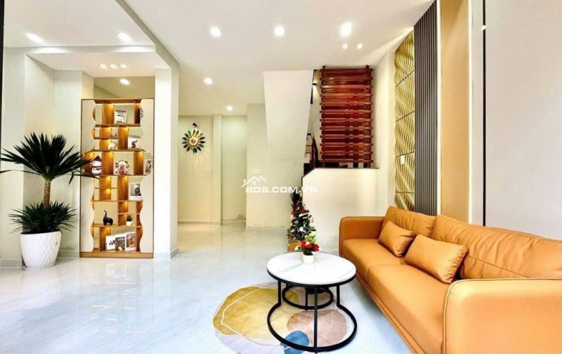 Nhà hẻm 6m hai mặt tiền kinh doanh đường Xô Viết Nghệ Tĩnh, 40m², 5 tầng - Đầu tư sinh lời!