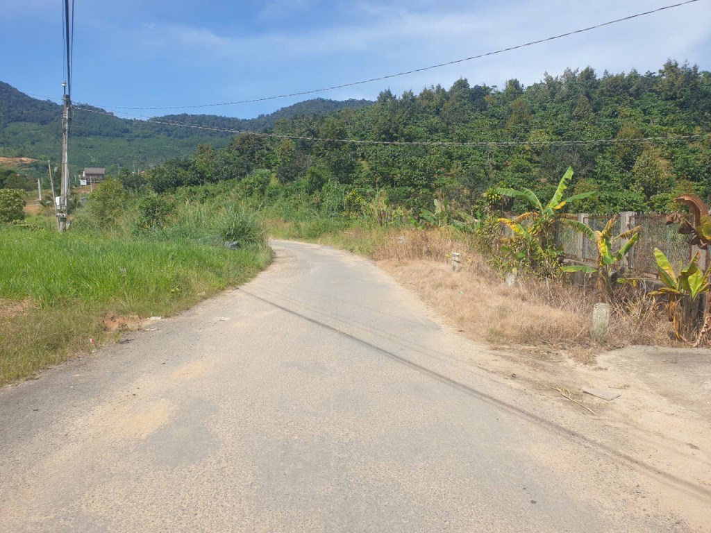 Bán đất vườn view đẹp thôn 10, xã Lộc Nam 14.500m² giá 11,2 tỷ - Thích hợp nghỉ dưỡng!