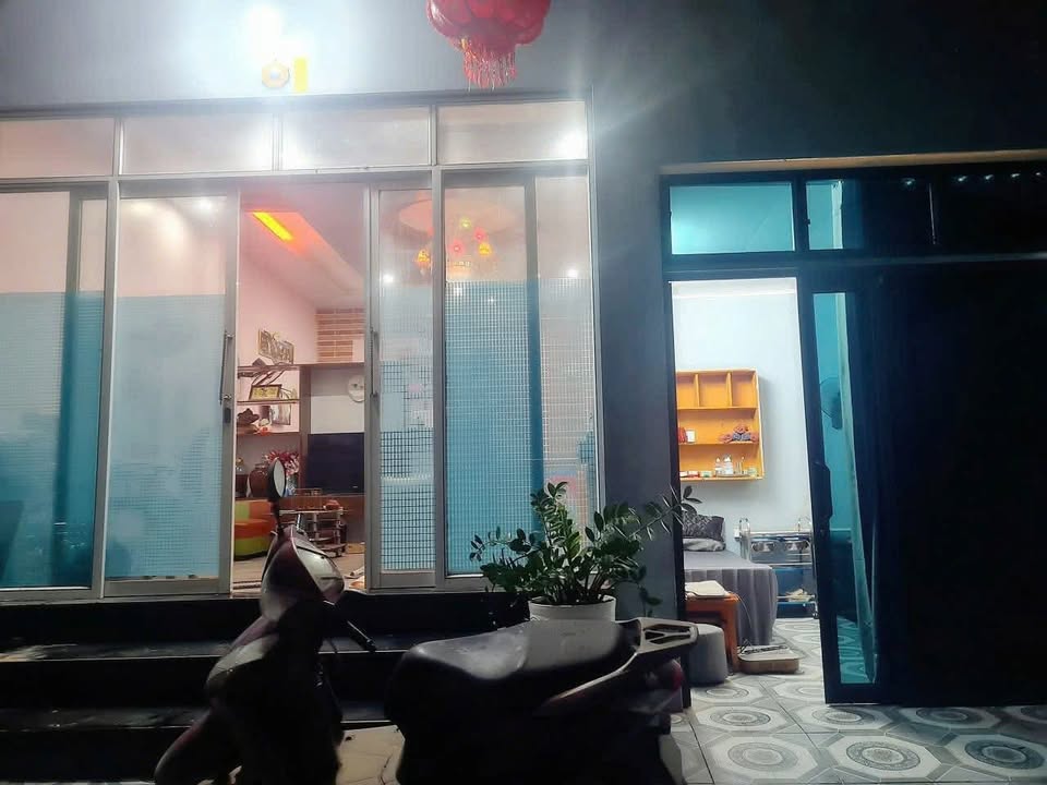 Nhà riêng Phố Lu Bảo Thắng 93.7m² giá 1.05 tỷ - Đậu xe tận cửa!