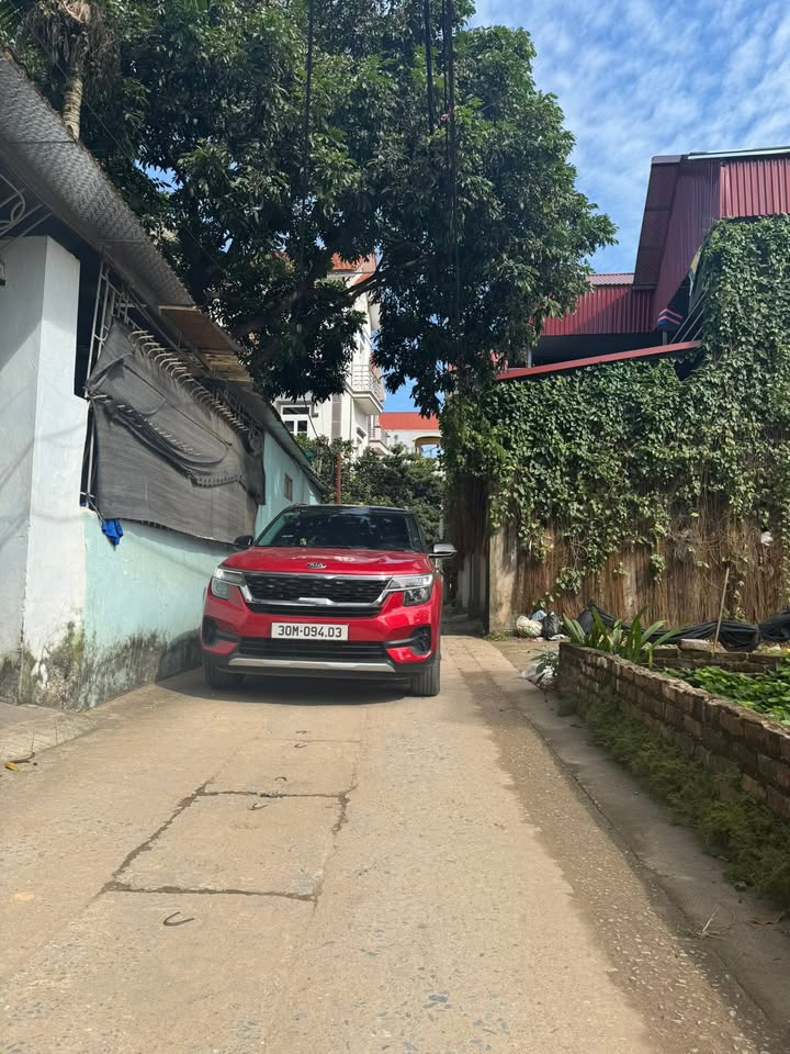 Đất nền Lại Yên, Hoài Đức 75m² giá 3.7 tỷ - Khu vực phát triển mạnh mẽ!