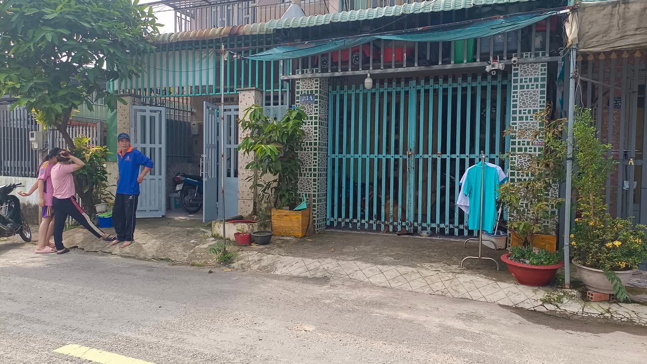 Nhà liền kề ấp Giữa, xã Tân Phú Trung 60m² giá 2.55 tỷ - Đầu tư sinh lời ngay!