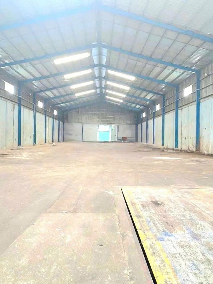 Cho thuê kho xưởng Dĩ An 1500m² giá 80 triệu - Phù hợp nhiều ngành nghề!