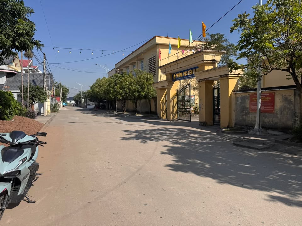 Nhà riêng Tiên Thanh, Tiên Lãng 80m² giá 1 tỷ - Đường rộng, gần chợ, trường học!