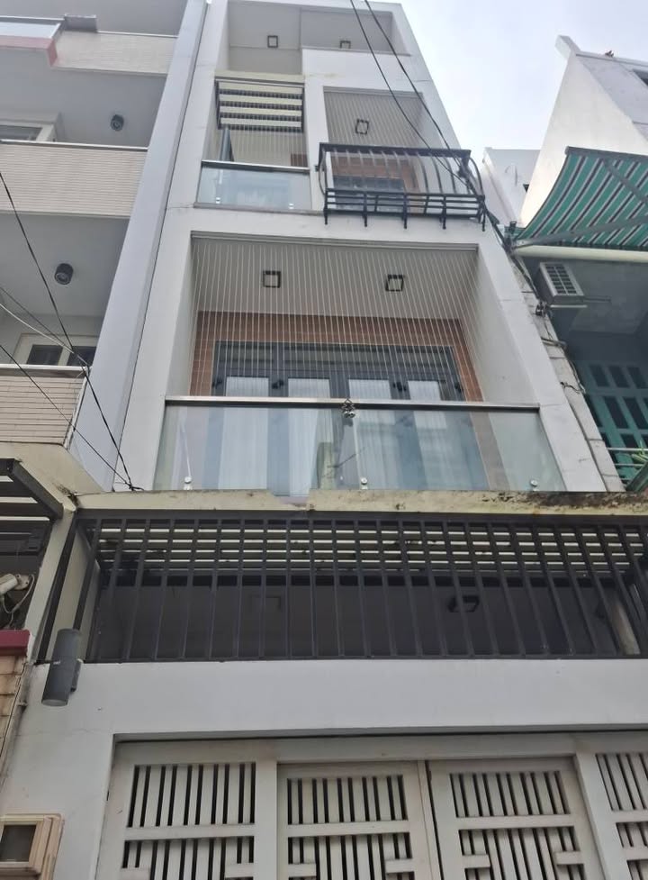 Nhà phố Lê Quang Sung, quận 6, diện tích 29.7m², giá 5.5 tỷ - Kinh doanh sầm uất ngay trung tâm!