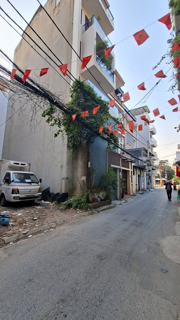 Đất Ngọc Thụy Long Biên 92m² - Kinh doanh đắc địa, giá thỏa thuận!