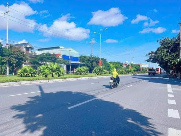 Đất mặt đường 353 Dương Kinh 172m² giá 4x triệu/m² - Đầu tư sinh lời!