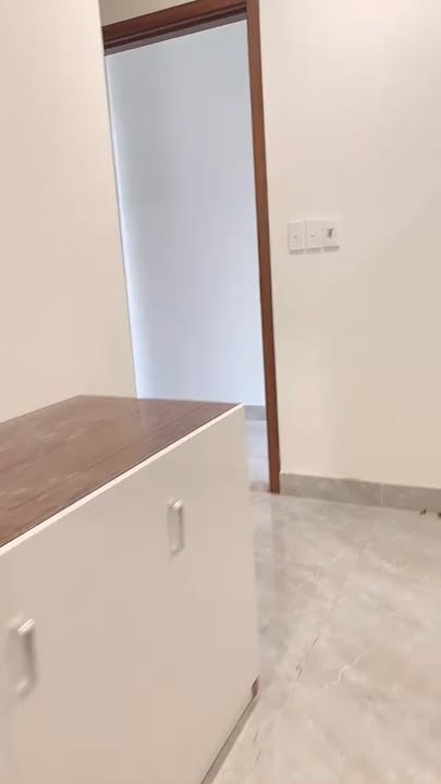 Căn hộ cho thuê tại phố Ngô Gia Khảm, 15m² giá 3.6 triệu - Full nội thất, view hồ tuyệt đẹp!