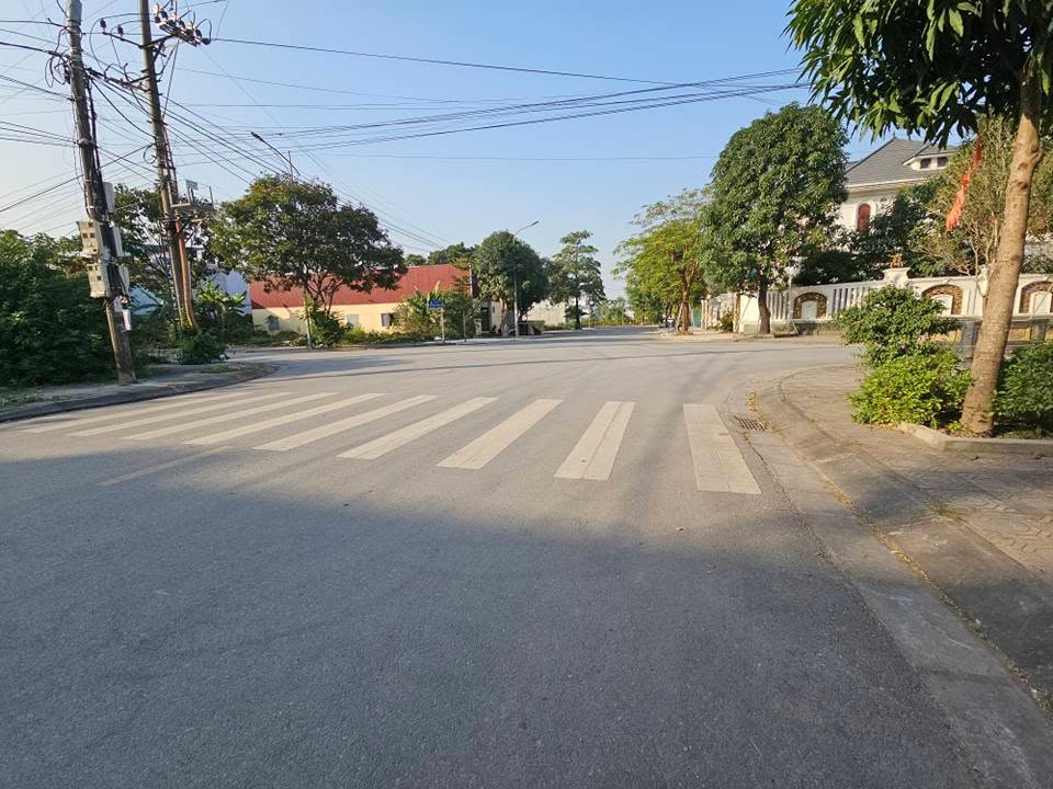 Đất nền lô góc Khu đô thị Hud Châu Sơn 180m² giá 7.2 tỷ - Đầu tư sinh lời ngay!