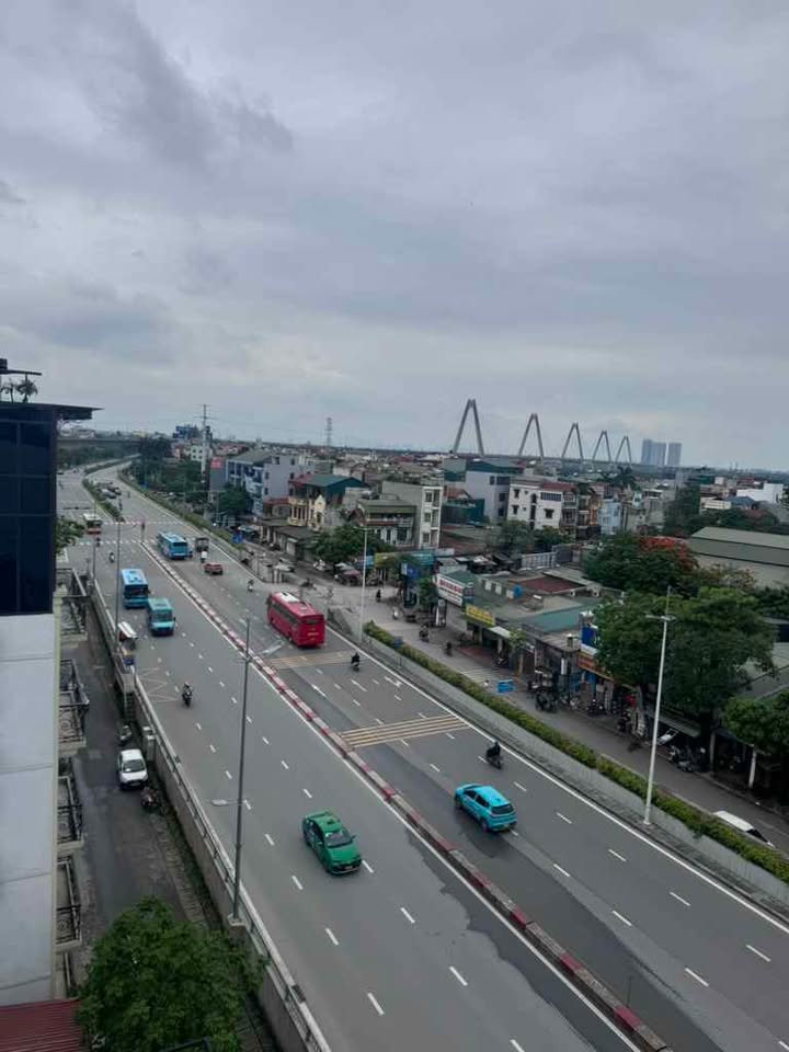 Nhà mặt phố Âu Cơ, Ba Đình 43m² giá 18.9 tỷ - Vị trí đắc địa, kinh doanh sinh lời!