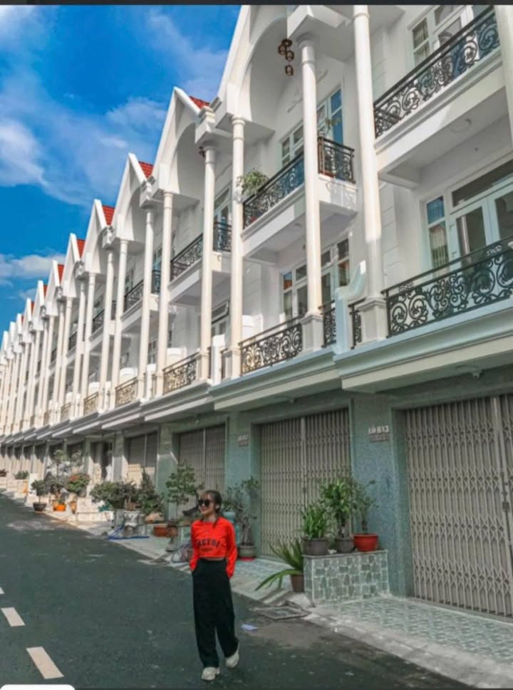 Nhà nghỉ dưỡng Golden Hill Đà Lạt 67m² giá 6.3 tỷ - Sẵn sàng vào ở!