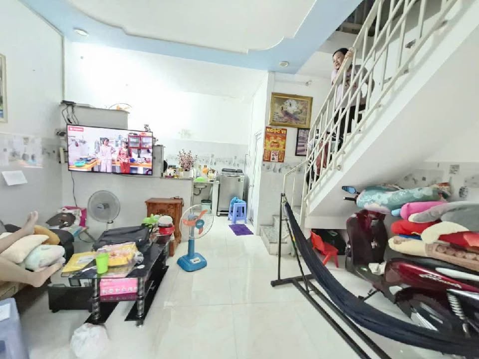 Nhà 2 tầng đường 19, Trường Thạnh, Q9 chỉ 1.35 tỷ - Hẻm xe hơi, an ninh tuyệt đối!