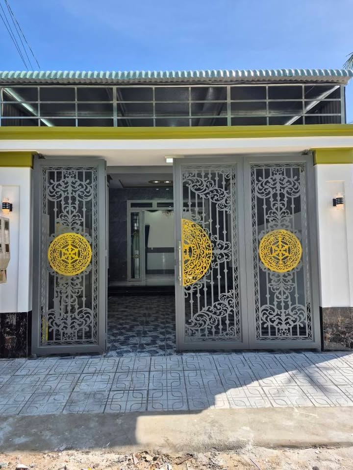 Nhà mới 100% Ninh Phú, Tây Ninh 155m² giá 1.35 tỷ - Gần chợ, trường học!