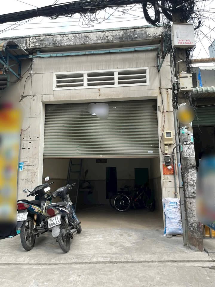 Mặt bằng kinh doanh Tăng Nhơn Phú 72m² giá 8 triệu - Dọn vào ở ngay!