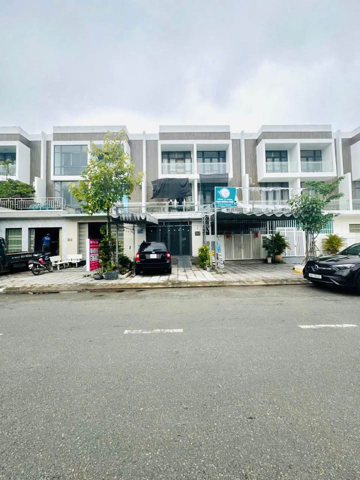 Nhà phố 3 tầng đường số 5, phường Vĩnh Thanh, 100m² giá 4 tỷ - Sẵn sàng vào ở!